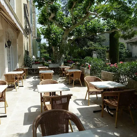 Hotel Le Castelet Des Alpilles